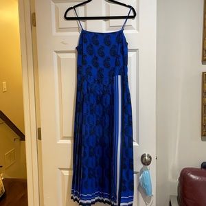 Banana republic pleated midi dress
